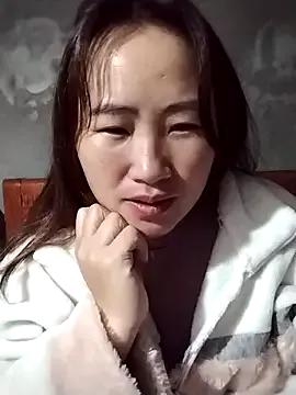 emini-xx from StripChat is Freechat