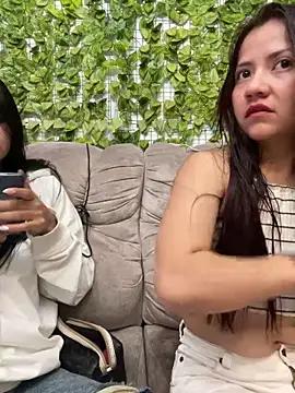 Photos of emma_cute18 from StripChat is Freechat