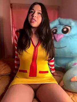 Customizable and immersive: Energize your taste buds and checkout our delicious choice of amateur cams liveshows with excited livestreamers getting their sweet physiques pounded with their beloved vibrating toys.