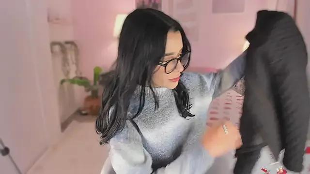 Customizable and immersive: Energize your taste buds and checkout our delicious choice of amateur cams liveshows with excited livestreamers getting their sweet physiques pounded with their beloved vibrating toys.