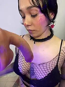 Customizable and immersive: Energize your taste buds and checkout our delicious choice of amateur cams liveshows with excited livestreamers getting their sweet physiques pounded with their beloved vibrating toys.