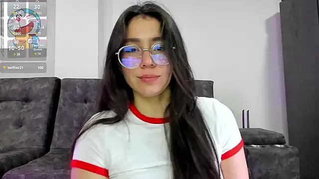emmadiaz1 from StripChat is Freechat