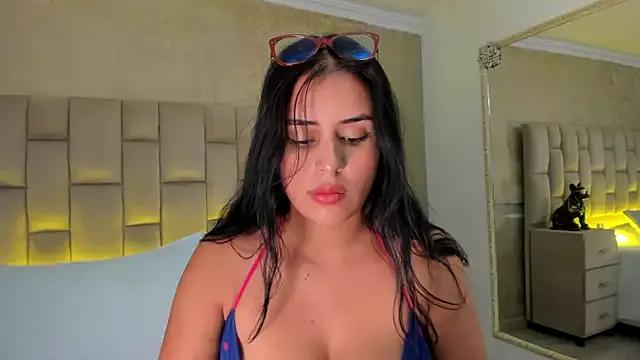 Customizable and immersive: Energize your taste buds and checkout our delicious choice of amateur cams liveshows with excited livestreamers getting their sweet physiques pounded with their beloved vibrating toys.
