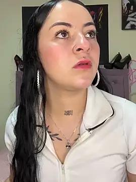 Emmie_Hot from StripChat