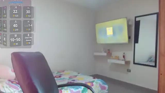 Emmili_Saenz from StripChat is Freechat