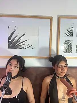 Customizable and immersive: Energize your taste buds and checkout our delicious choice of amateur cams liveshows with excited livestreamers getting their sweet physiques pounded with their beloved vibrating toys.