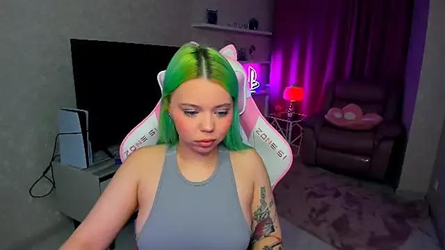 Customizable and immersive: Energize your taste buds and checkout our delicious choice of amateur cams liveshows with excited livestreamers getting their sweet physiques pounded with their beloved vibrating toys.