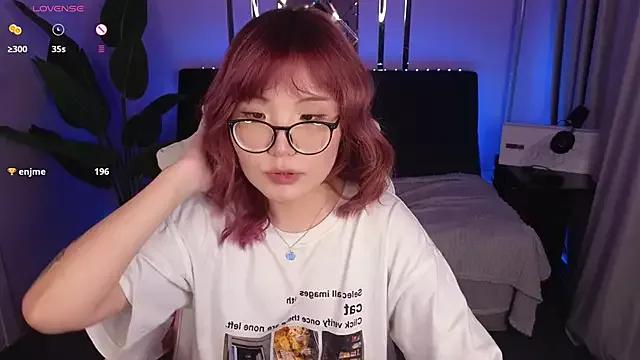 Customizable and immersive: Energize your taste buds and checkout our delicious choice of amateur cams liveshows with excited livestreamers getting their sweet physiques pounded with their beloved vibrating toys.