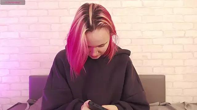 Customizable and immersive: Energize your taste buds and checkout our delicious choice of amateur cams liveshows with excited livestreamers getting their sweet physiques pounded with their beloved vibrating toys.