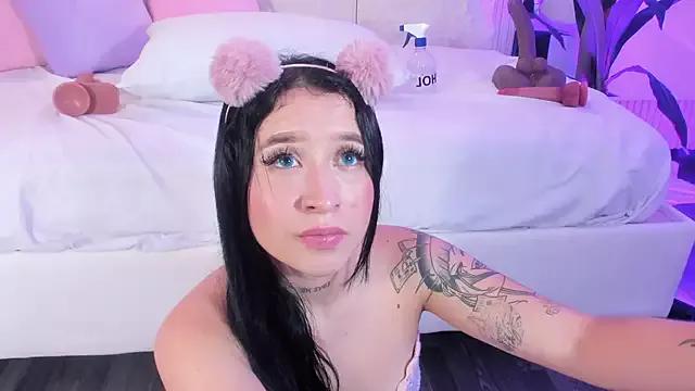 Customizable and immersive: Energize your taste buds and checkout our delicious choice of amateur cams liveshows with excited livestreamers getting their sweet physiques pounded with their beloved vibrating toys.