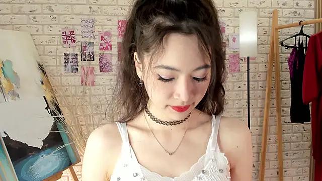 ErlinaHaines from StripChat is Freechat