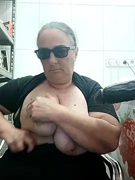eroticjessitop from StripChat is Freechat