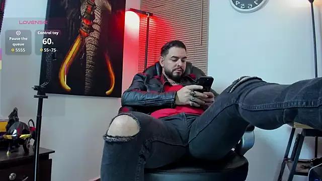Customizable and immersive: Energize your taste buds and checkout our delicious choice of amateur cams liveshows with excited livestreamers getting their sweet physiques pounded with their beloved vibrating toys.