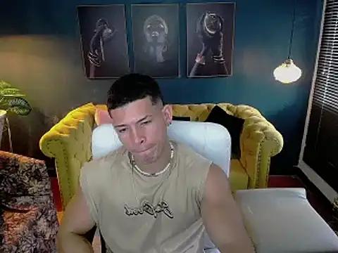 ethan_rodgers from StripChat is Freechat
