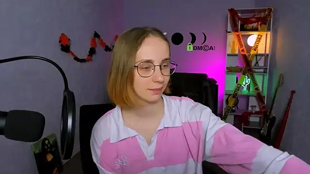 Customizable and immersive: Energize your taste buds and checkout our delicious choice of amateur cams liveshows with excited livestreamers getting their sweet physiques pounded with their beloved vibrating toys.