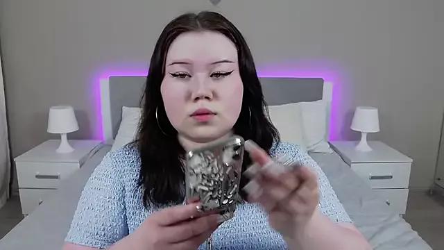 Customizable and immersive: Energize your taste buds and checkout our delicious choice of amateur cams liveshows with excited livestreamers getting their sweet physiques pounded with their beloved vibrating toys.