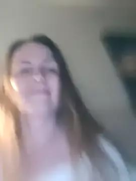 Evelina_cute from StripChat is Freechat