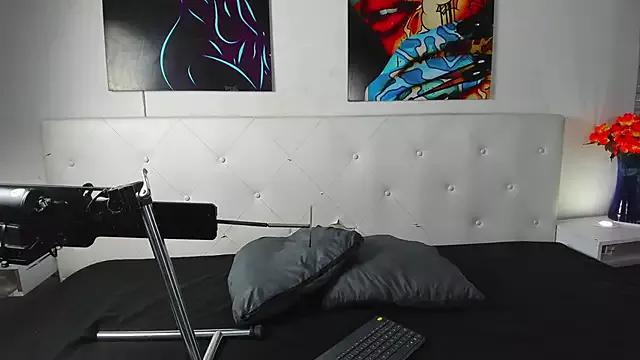 Customizable and immersive: Energize your taste buds and checkout our delicious choice of amateur cams liveshows with excited livestreamers getting their sweet physiques pounded with their beloved vibrating toys.