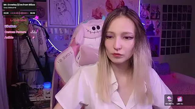 Photos of evierosen from StripChat is Freechat