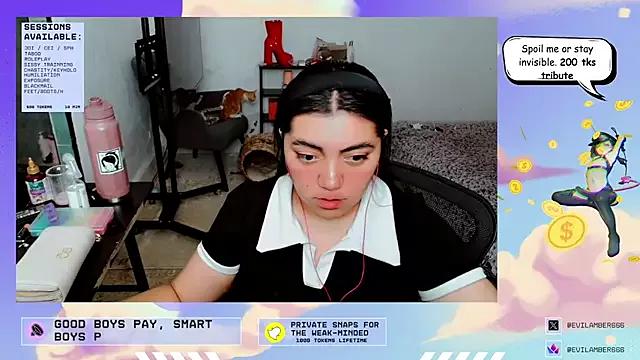 Customizable and immersive: Energize your taste buds and checkout our delicious choice of amateur cams liveshows with excited livestreamers getting their sweet physiques pounded with their beloved vibrating toys.