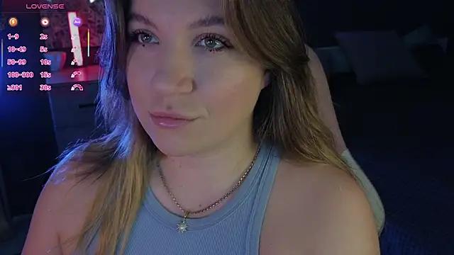 Customizable and immersive: Energize your taste buds and checkout our delicious choice of amateur cams liveshows with excited livestreamers getting their sweet physiques pounded with their beloved vibrating toys.