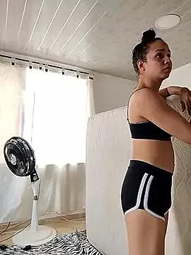 Customizable and immersive: Energize your taste buds and checkout our delicious choice of amateur cams liveshows with excited livestreamers getting their sweet physiques pounded with their beloved vibrating toys.