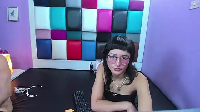 Customizable and immersive: Energize your taste buds and checkout our delicious choice of amateur cams liveshows with excited livestreamers getting their sweet physiques pounded with their beloved vibrating toys.