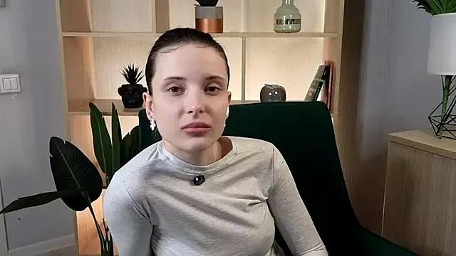 FannieRunfola from StripChat is Freechat