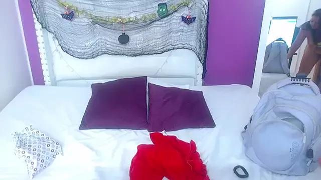 fat_naughtyass from StripChat is Freechat