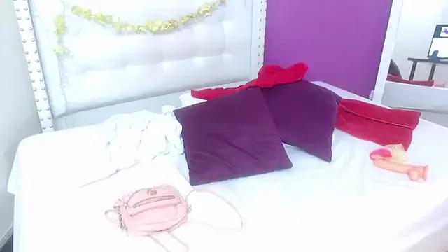 fat_naughtyass from StripChat is Freechat