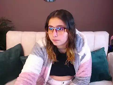 feelina_firesoul from StripChat is Freechat
