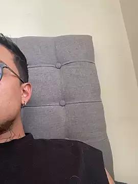Felipelatinboy from StripChat is Freechat