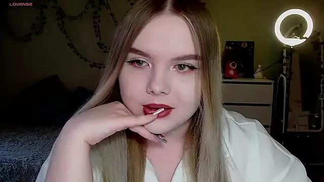 Customizable and immersive: Energize your taste buds and checkout our delicious choice of amateur cams liveshows with excited livestreamers getting their sweet physiques pounded with their beloved vibrating toys.
