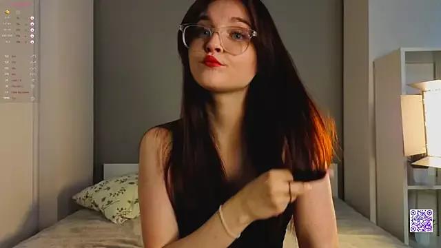 FireEmbry from StripChat is Freechat