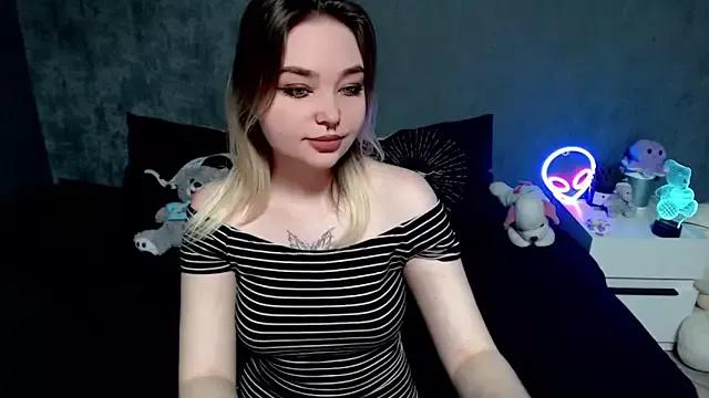 Flirty_Janes from StripChat is Freechat