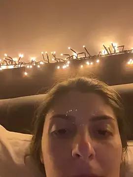 Fountainsquirtalexandra from StripChat is Freechat