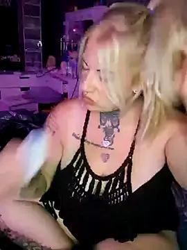 foxy_roxy6969 from StripChat is Freechat
