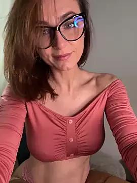 Customizable and immersive: Energize your taste buds and checkout our delicious choice of amateur cams liveshows with excited livestreamers getting their sweet physiques pounded with their beloved vibrating toys.