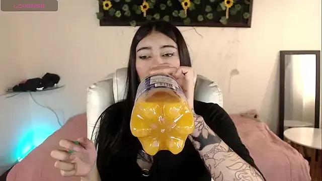 Customizable and immersive: Energize your taste buds and checkout our delicious choice of amateur cams liveshows with excited livestreamers getting their sweet physiques pounded with their beloved vibrating toys.