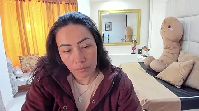gaby_trent from StripChat is Freechat