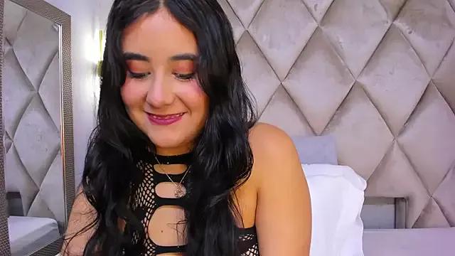 Customizable and immersive: Energize your taste buds and checkout our delicious choice of amateur cams liveshows with excited livestreamers getting their sweet physiques pounded with their beloved vibrating toys.