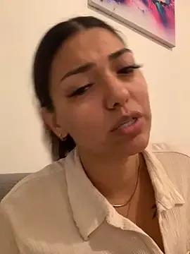 Photos of georgina_sexxii from StripChat is Freechat