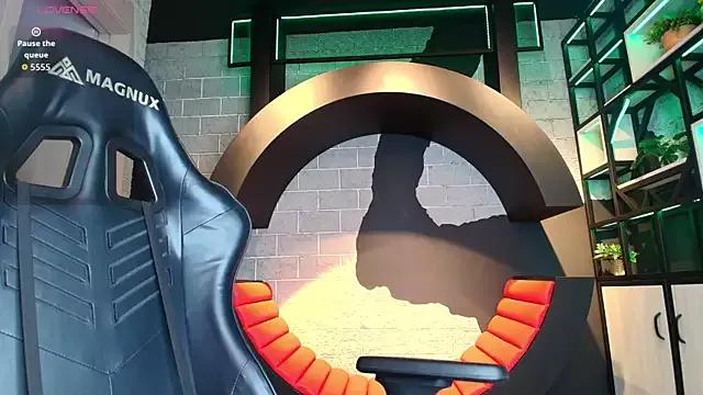 Customizable and immersive: Energize your taste buds and checkout our delicious choice of amateur cams liveshows with excited livestreamers getting their sweet physiques pounded with their beloved vibrating toys.