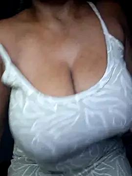 GoddessCarrie from StripChat is Freechat