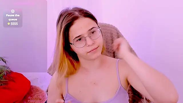 GoddessGraace from StripChat is Freechat