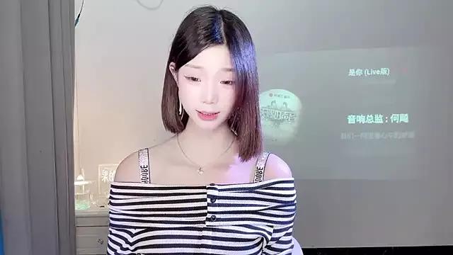 Gogo-888 from StripChat