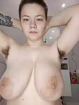 GoldMelissa from StripChat is Freechat