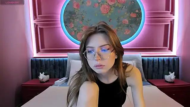 Grace_blush from StripChat is Freechat