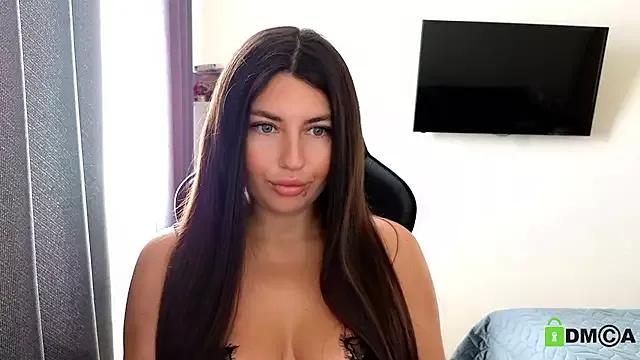 Customizable and immersive: Energize your taste buds and checkout our delicious choice of amateur cams liveshows with excited livestreamers getting their sweet physiques pounded with their beloved vibrating toys.