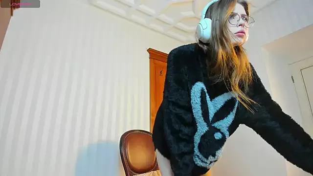 Customizable and immersive: Energize your taste buds and checkout our delicious choice of amateur cams liveshows with excited livestreamers getting their sweet physiques pounded with their beloved vibrating toys.